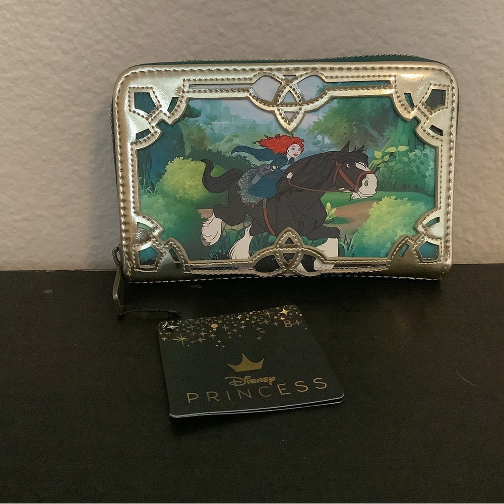 Loungefly Disney Princess Wallet - Green and Black